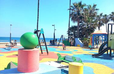 Beachfront Penthouse 3BR I 30m to Beach I Swimming Pool I Walk to Duquesa, Restaurants I Close to Golf - Foto 2
