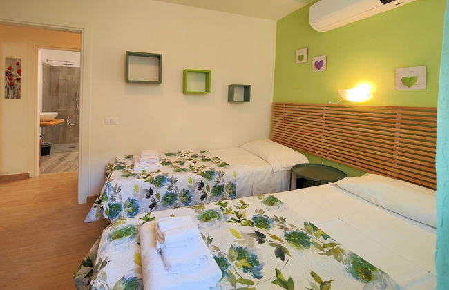 Sea view and ground floor Apartments le Dune - Foto 3