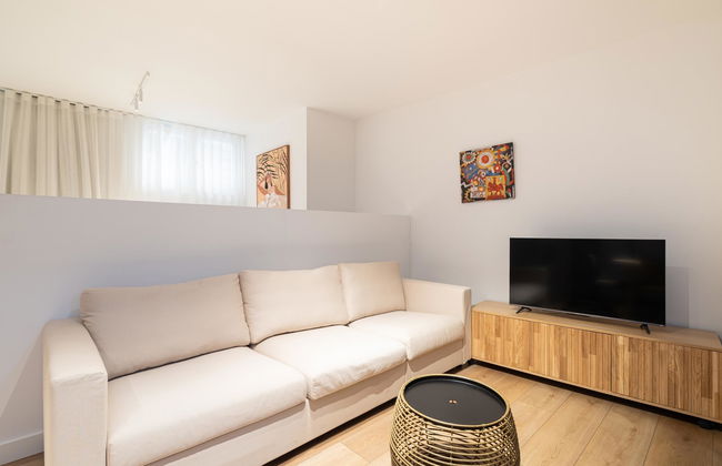 Mena Studio budget Semibasement - Photo 20