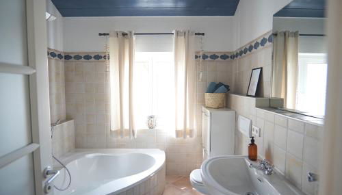 Exklusives Apartment & Balkon - Foto 5, towels, Shower