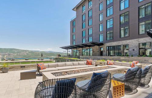 Ski-In Ski-Out Deer Valley Condo - Photo 33