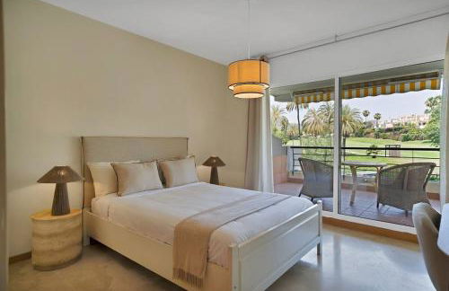 Guadalmina Golfside Residency - Free Parking - Photo 24