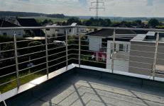 Neu gebautes komplettes Reihenhaus - Foto 3