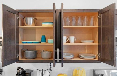 Make Lemonade in luxury w king bed and free parking plus 40 minutes to Nashville - Foto 24