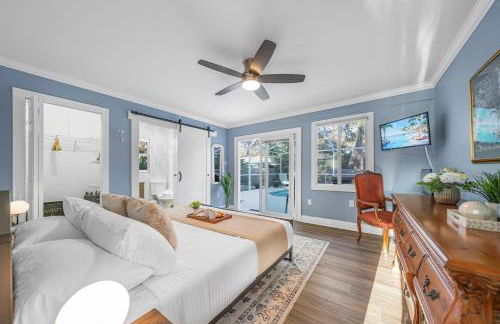 Stunning Gem Home w Heated Salt Pool & Game Room - Foto 44