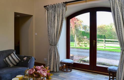 Garden Cottage - Photo 4