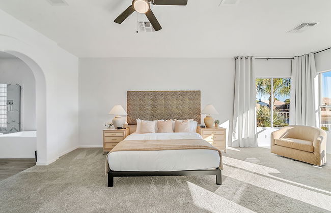 Lakefront Oasis - Foto 8