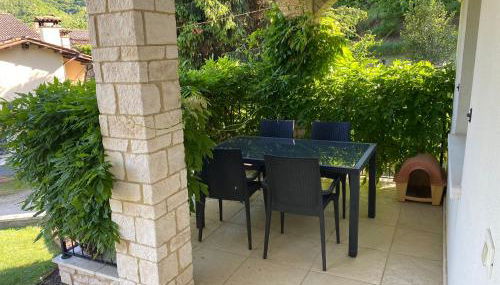 Welc-ōM Luxury Hillside Retreat - Foto 3, Garden view