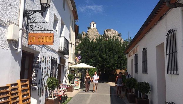 Desde Albir, Benidorm & Calpe : Excursión de un día a Guadalest & Algar Falls - Foto 4, Pueblo Guadalest