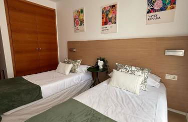 Casa Tita - Exclusivo Apartamento con Gran Terraza y Vistas a la Piscina en Lloret de Mar - Foto 37