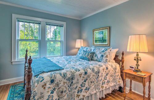 Restored Mars Hill Home on 1 Acre Walk to Town! - Foto 11