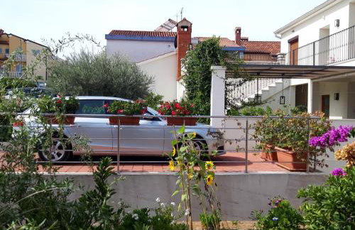 House Silvana - apartment with garden view - Photo 22