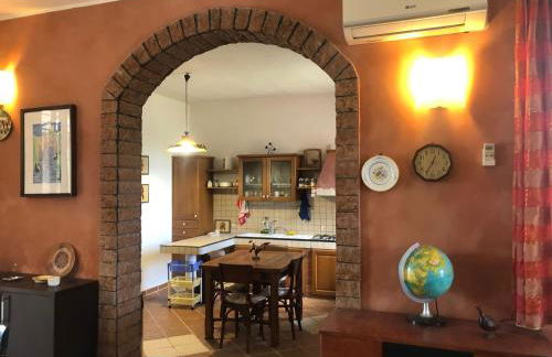 Villa con Giardino di 2000mq al Plemmirio - 400m dal Mare - Foto 8