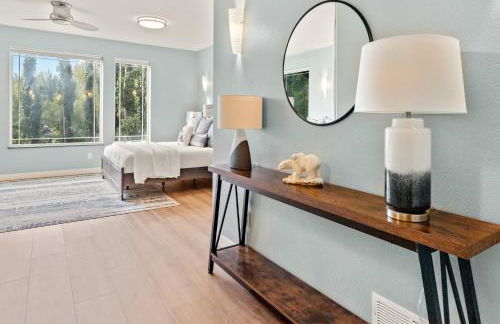 3100 SF 2 en suites, dedicated theatre-game room - Photo 10