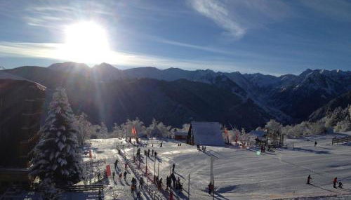 Un Isard au Pied des Pistes - Photo 5