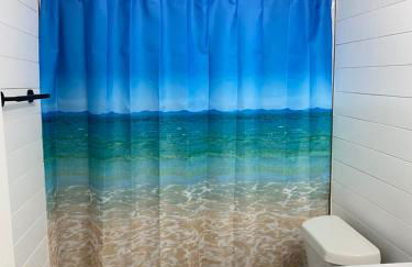 Beautiful House Sleeps 12 - Hot Tub - Breakfast - Walk to Beach - Foto 40