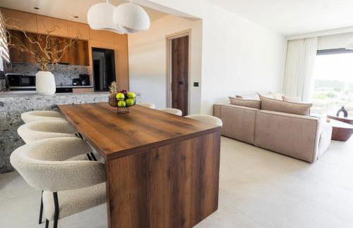 Celeste Luxury Villas - Photo 15