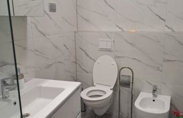 GAG Apartment in TRAM zone with FREE PARKING in front of the house - Photo 43