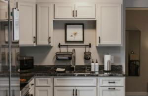 Greenway Garage with Firepit - Photo 8