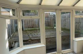 Wigan 2-Bedroom Modern house - Cozy & Relaxing Stay - Photo 3