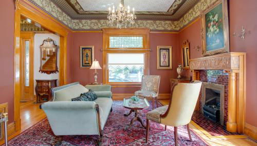 Victorian-Style Cheesman Park Apt - 2 Mi to Dtwn - Foto 1