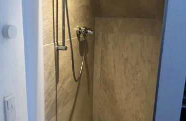 Bel Art Atelier mit großem Parkplatz - Foto 16