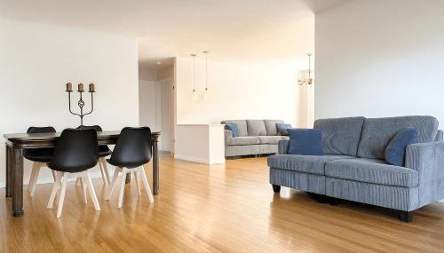 Spacious 2 bedroom home in Niles, Illinois with office, full kitchen and 2 baths - Foto 2