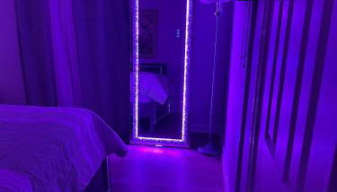 Cozy Luxury One-Bedroom with Designer Lighting - Foto 3