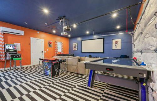 Stay & Play Indy- Indoor Fun - 5 Min to Downtown - Sleeps 10 - Arcade fun - Foto 75