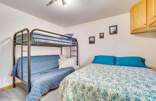 Lake Wissota Home with Private Dock and Fire Pit! - Foto 10