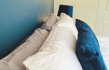 Lovely 4-bed home sleeps 8 Nr Bolton Stadium & M61 - Photo 20