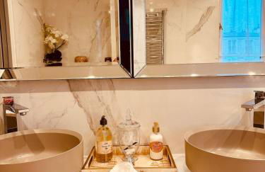 Beautiful apartment terrace Invalides and fireplace - Foto 8