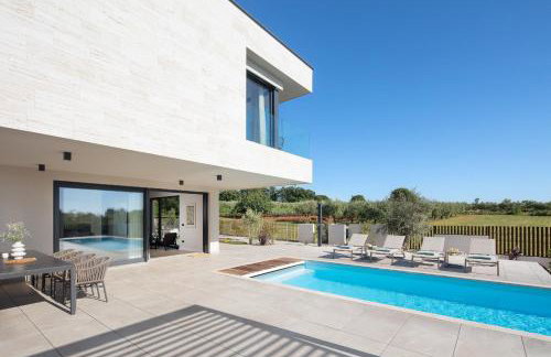 Brand NEW villa S58 with HEATED pool - Foto 2