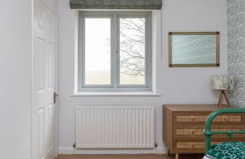 Lower Barn House at Westerlands Farm Sleeps 11 - Foto 26