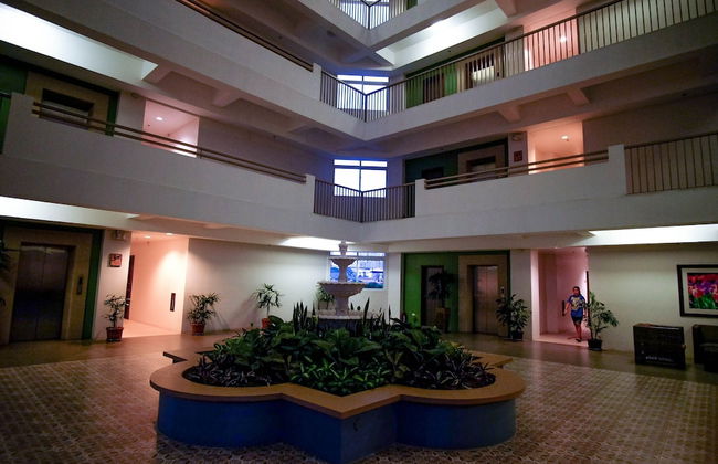 SR Vacation Rental - Spianada Residential Condominium - Foto 21