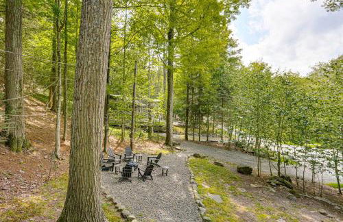 Less Than 1 Mi to Lake Cabin with Hot Tub in Greentown! - Foto 35