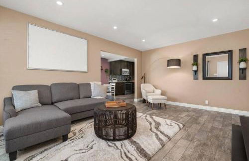 Newly Remodeled Home in the Heart of Orange County - Foto 11