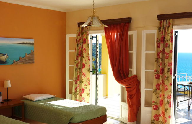 Natalia Apartment B With Panoramic sea Views of Agios Gordios bay - Foto 8