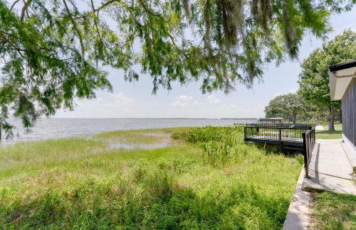 Family Home with Stunning Water Views in Tavares! - Photo 31