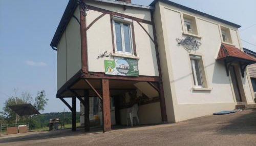 Gîte familial au bord de l'Orne, au pied du château de Mesnil-Glaise - Foto 5