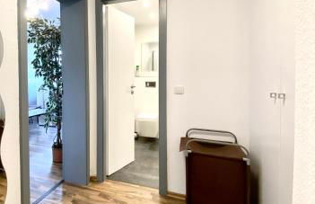 DOMspitzen-BLICK, cooles 2 Zimmer Apt mit Indoor-Swimmingpool auf dem Dach, Küche und Smart-TV - Foto 23