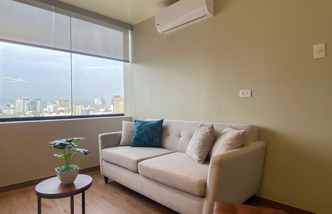 w Modern 2BR w AC in Miraflores - Foto 3