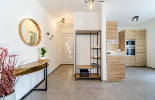 Villa Janie with a pool for up to 16 people - Photo 23