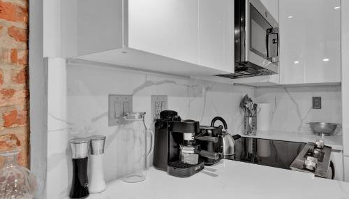 Modern West Village 1BR Garden steps to subway - Foto 3