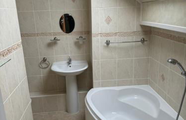 Linden Ave Bungalow - Foto 18