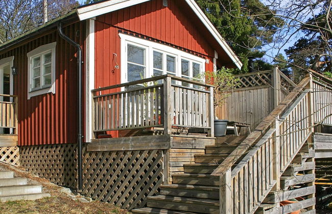 4 Person Holiday Home in Farentuna - Photo 12