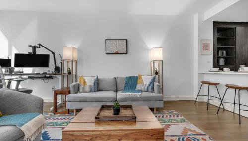 FiDi 1 BR w Work Setup by Anyplace - 11687 - Foto 4, Other