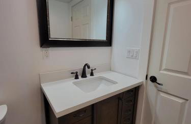 Spacious 2-Bedroom, One and a Half Bath Home in Pico-Robertson Near Beverly Hills and Cedars-Sinai - Foto 23