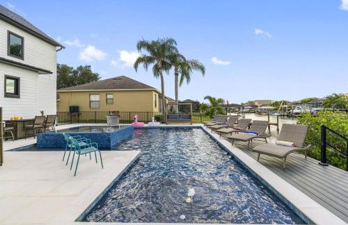 2 Million Villa Heated Pool w Luxury Spa 6BR & 6BR Waterfront by Canal - Foto 4