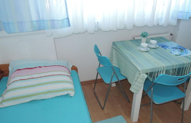 Holiday Home in Dziwnowek Near Clean Beach - Photo 3